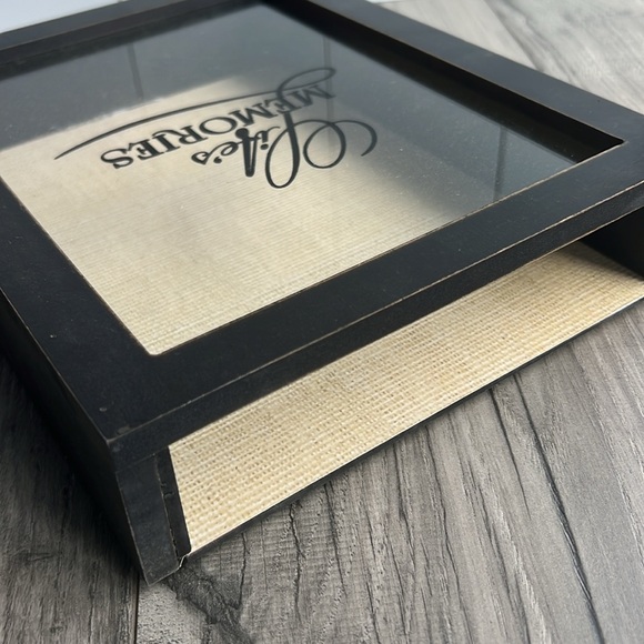 Keepsake Display Box of Life's Memories - Picture 3 of 6